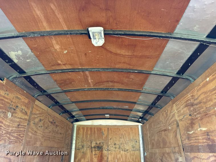 image for item EJ4490 2009 Express  Trailer enclosed cargo trailer