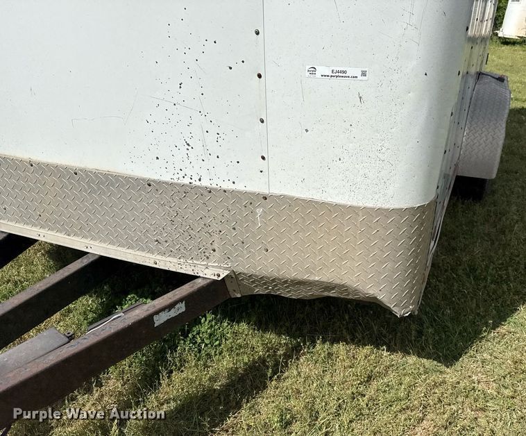 image for item EJ4490 2009 Express  Trailer enclosed cargo trailer