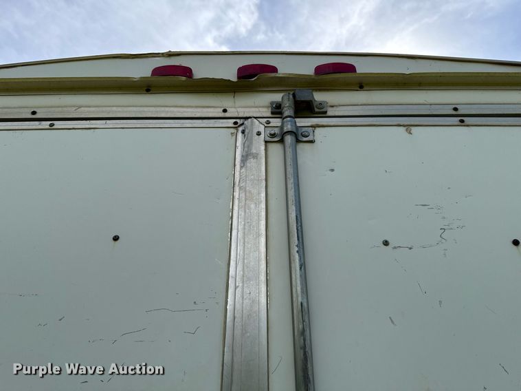 image for item EJ4490 2009 Express  Trailer enclosed cargo trailer