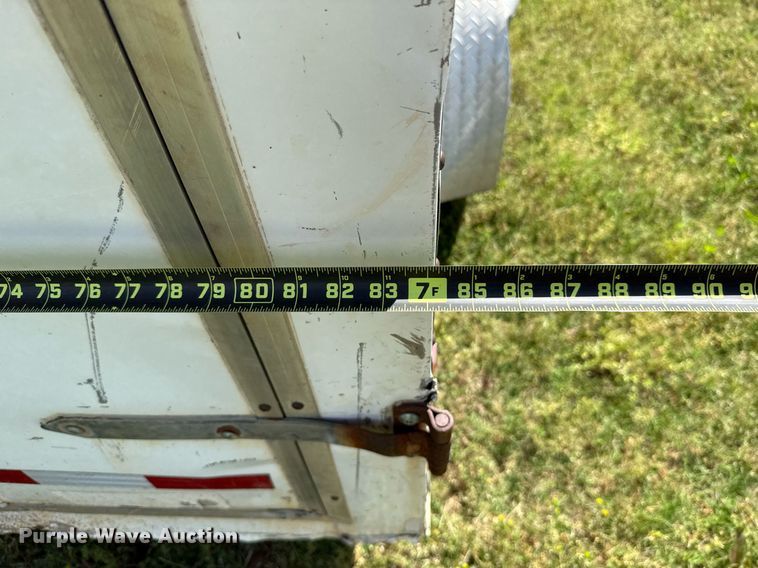 image for item EJ4490 2009 Express  Trailer enclosed cargo trailer