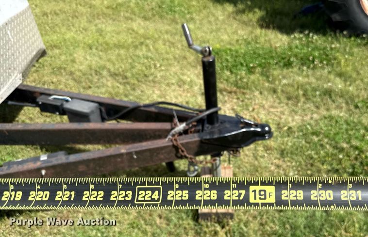 image for item EJ4490 2009 Express  Trailer enclosed cargo trailer