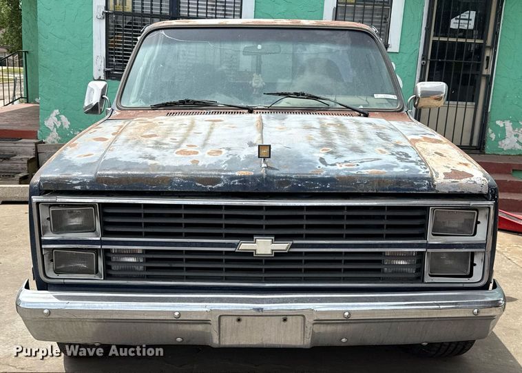 image for item EJ4493 1984 Chevrolet C10 pickup truck