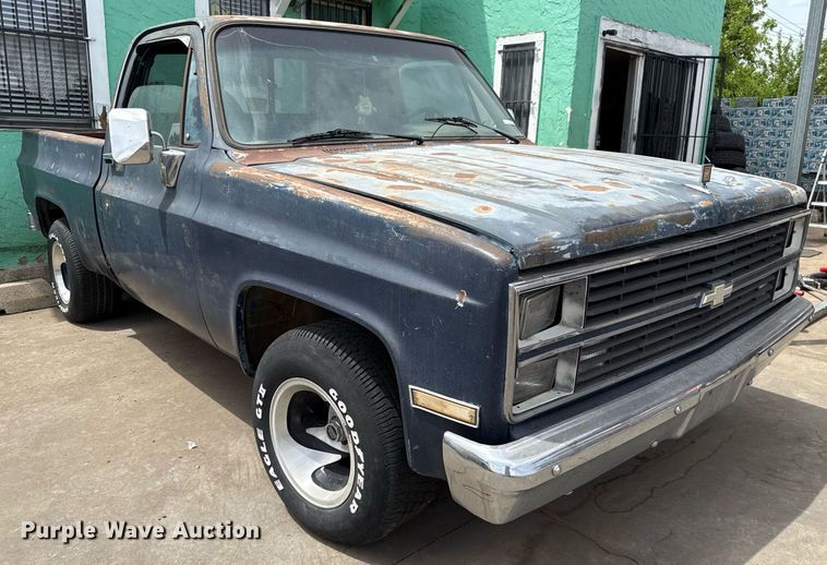 image for item EJ4493 1984 Chevrolet C10 pickup truck