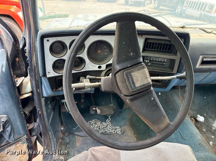 image for item EJ4493 1984 Chevrolet C10 pickup truck