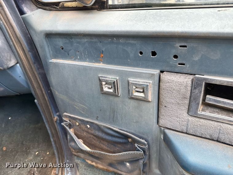 image for item EJ4493 1984 Chevrolet C10 pickup truck