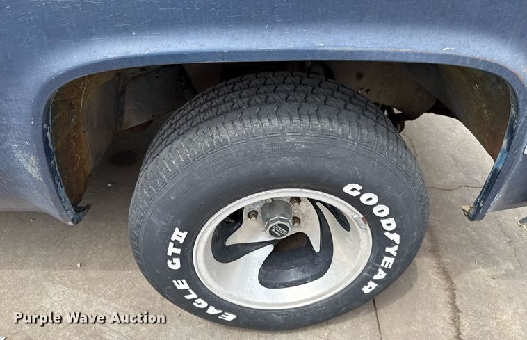 image for item EJ4493 1984 Chevrolet C10 pickup truck