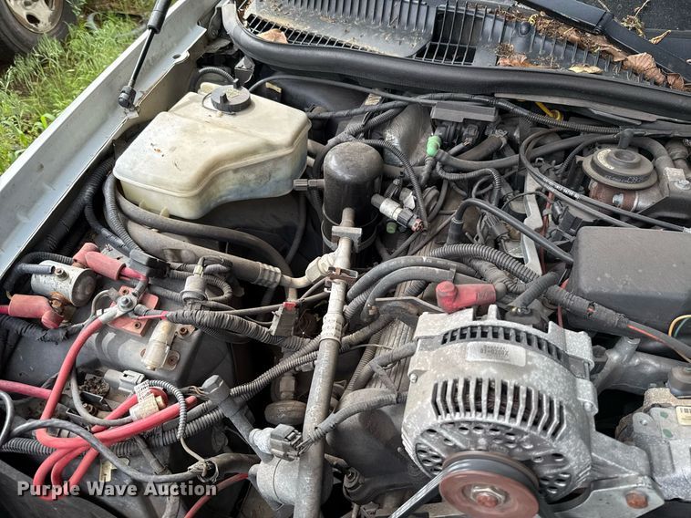 image for item EJ4495 2001 Lincoln Krystal limousine