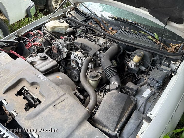 image for item EJ4495 2001 Lincoln Krystal limousine