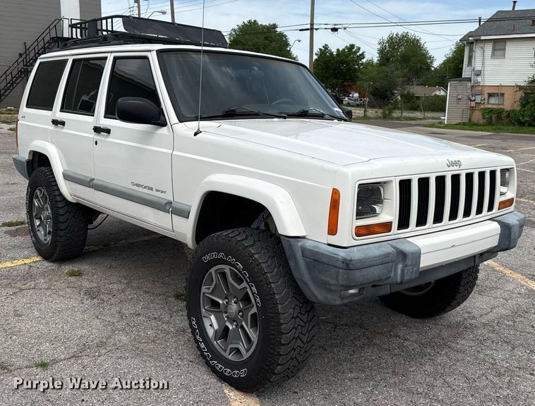 image for item EJ4496 2001 Jeep Cherokee SUV