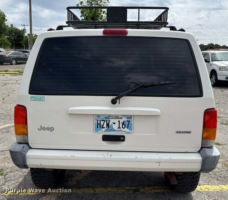 image for item EJ4496 2001 Jeep Cherokee SUV