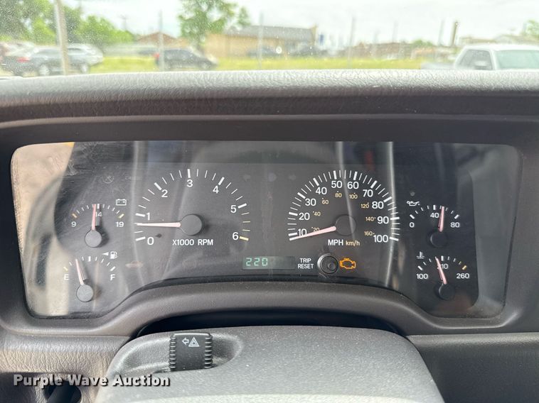 image for item EJ4496 2001 Jeep Cherokee SUV