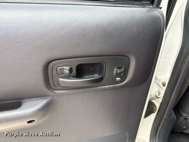 image for item EJ4496 2001 Jeep Cherokee SUV