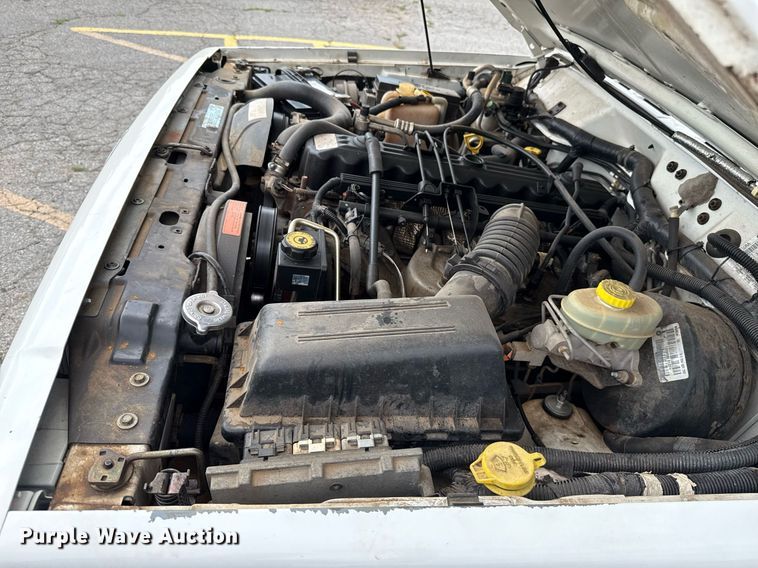 image for item EJ4496 2001 Jeep Cherokee SUV