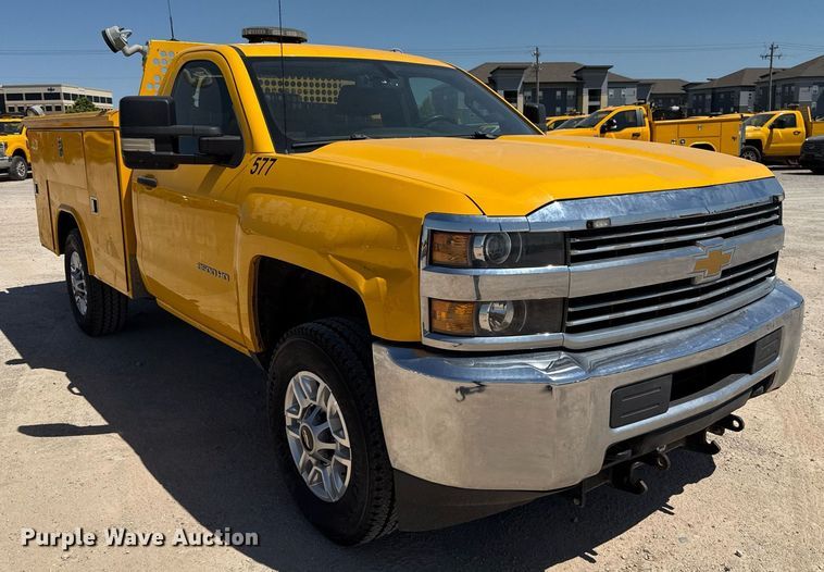 image for item EJ4518 2017 Chevrolet Silverado 3500HD utility bed pickup truck