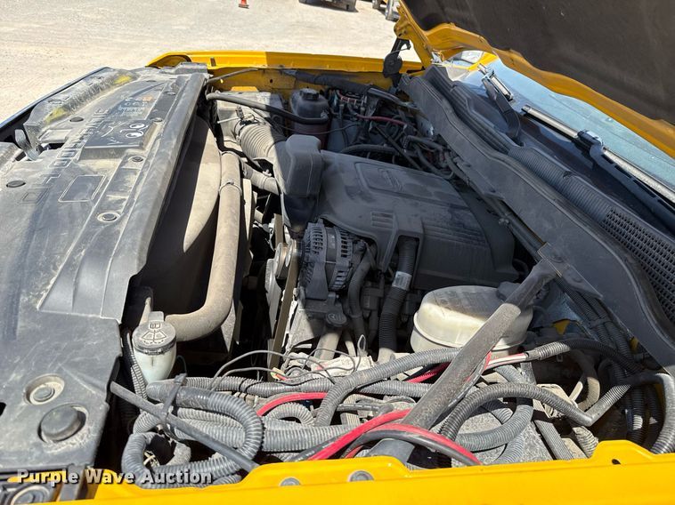 image for item EJ4518 2017 Chevrolet Silverado 3500HD utility bed pickup truck