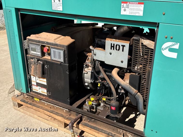 image for item EJ4563 2015 Cummins C25 N6 generator