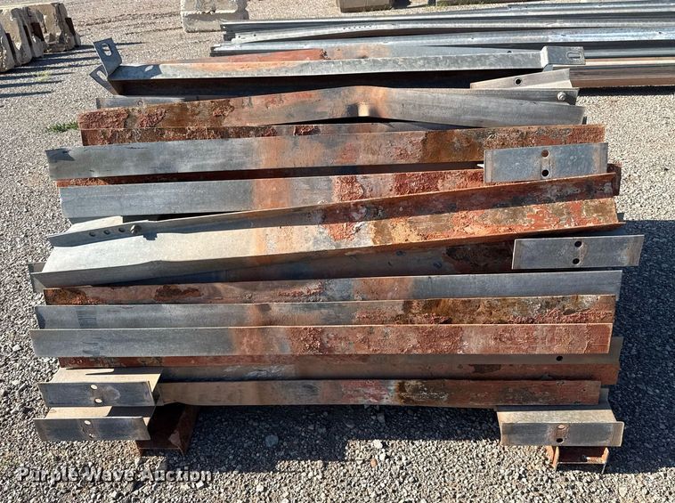 image for item EJ8791 Approximately 65 guard rail posts