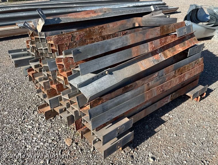 image for item EJ8791 Approximately 65 guard rail posts