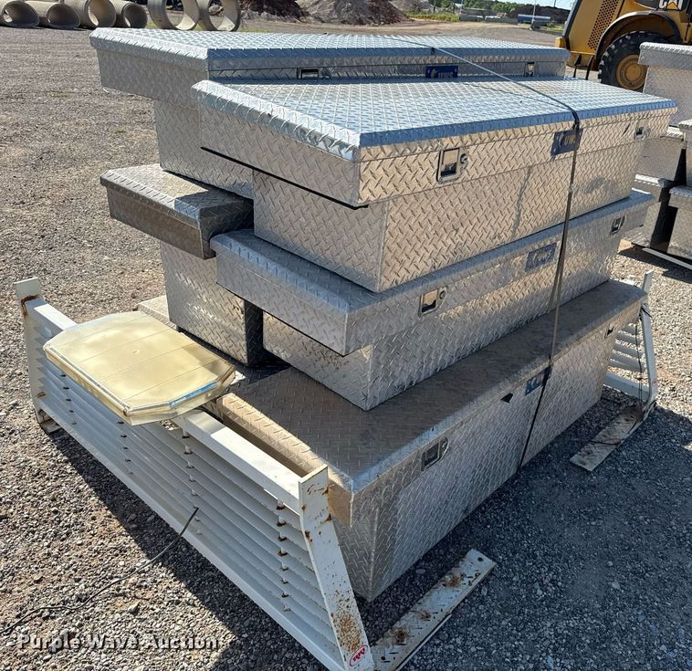 image for item EJ8797 Automotive accessories