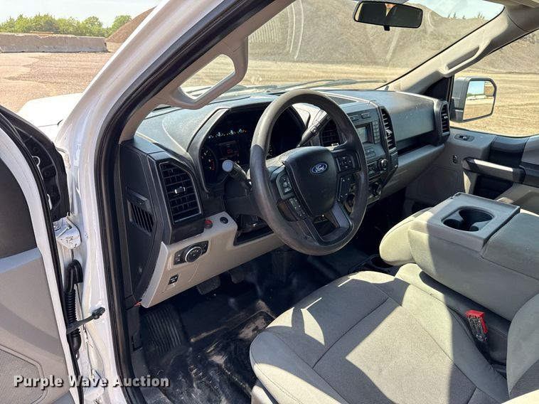 image for item EJ8806 2018 Ford F150 XL SuperCab pickup truck