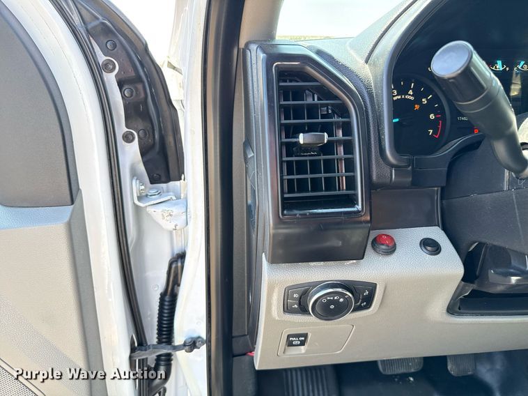 image for item EJ8806 2018 Ford F150 XL SuperCab pickup truck