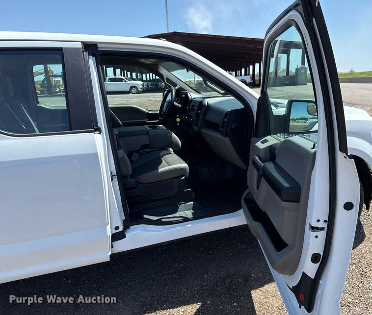 image for item EJ8806 2018 Ford F150 XL SuperCab pickup truck