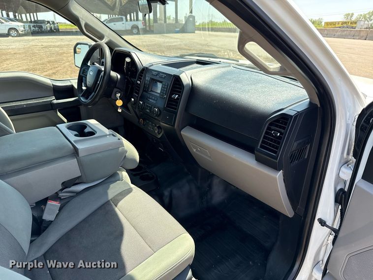 image for item EJ8806 2018 Ford F150 XL SuperCab pickup truck