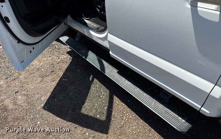 image for item EJ8807 2020 Ford F150 Platinum SuperCrew pickup truck