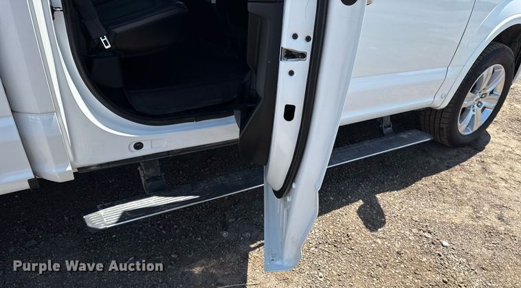 image for item EJ8807 2020 Ford F150 Platinum SuperCrew pickup truck