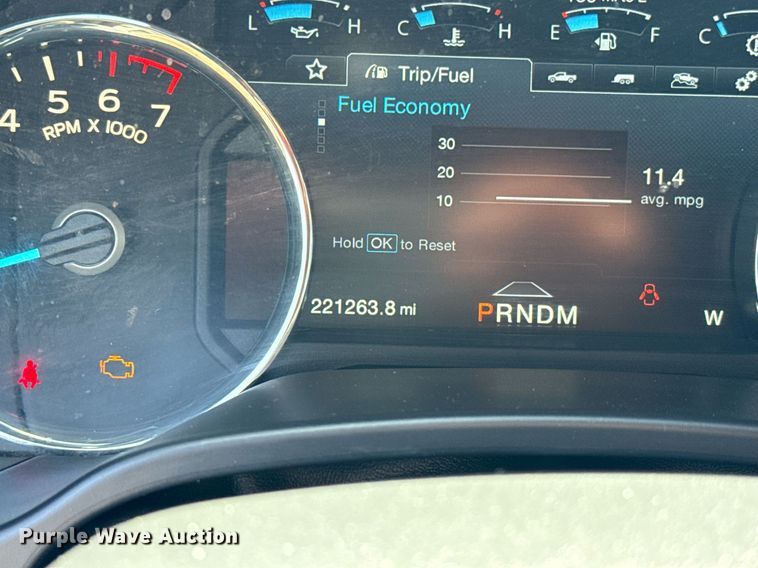 image for item EJ8807 2020 Ford F150 Platinum SuperCrew pickup truck