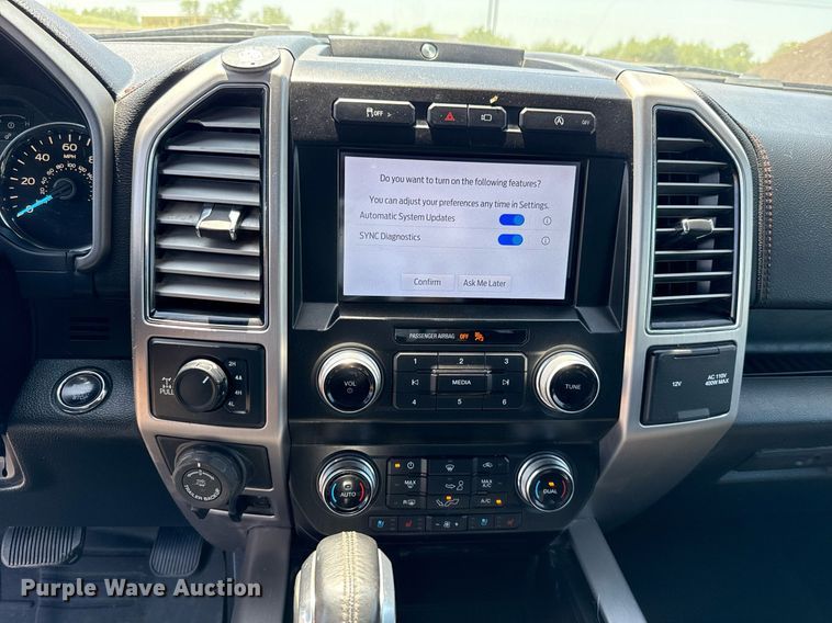 image for item EJ8807 2020 Ford F150 Platinum SuperCrew pickup truck