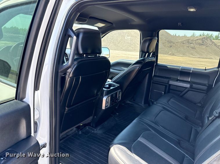 image for item EJ8807 2020 Ford F150 Platinum SuperCrew pickup truck