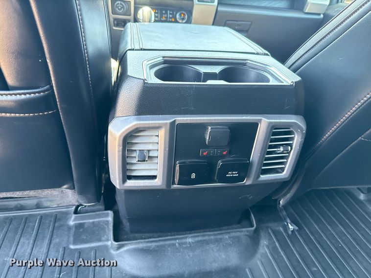 image for item EJ8807 2020 Ford F150 Platinum SuperCrew pickup truck