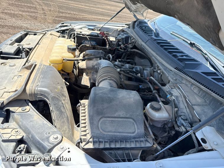 image for item EJ8807 2020 Ford F150 Platinum SuperCrew pickup truck