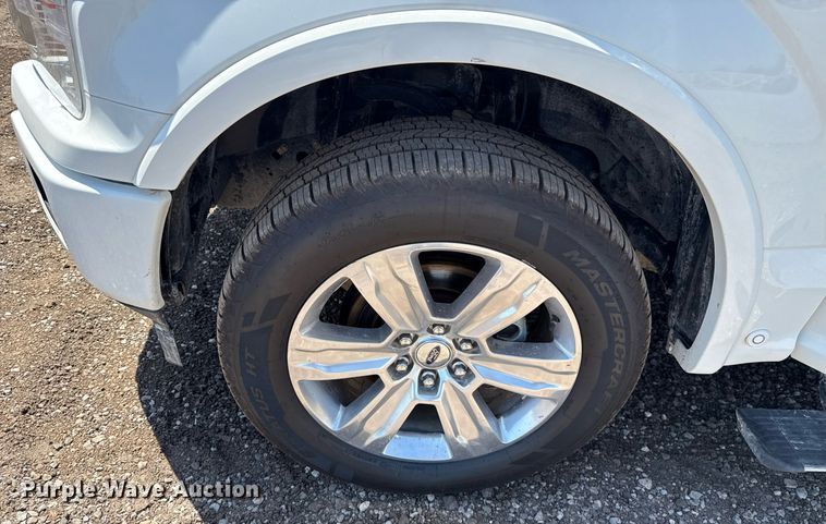 image for item EJ8807 2020 Ford F150 Platinum SuperCrew pickup truck