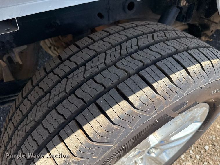 image for item EJ8807 2020 Ford F150 Platinum SuperCrew pickup truck