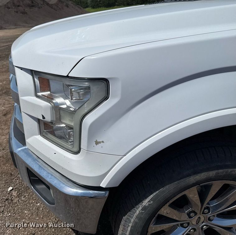 image for item EJ8808 2017 Ford F150 Lariat SuperCrew pickup truck