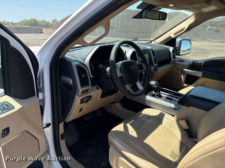 image for item EJ8808 2017 Ford F150 Lariat SuperCrew pickup truck