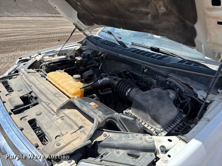 image for item EJ8808 2017 Ford F150 Lariat SuperCrew pickup truck