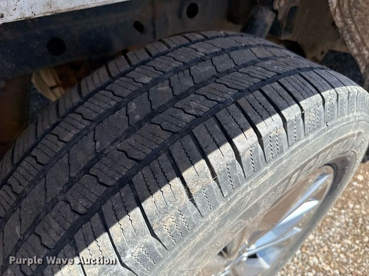 image for item EJ8808 2017 Ford F150 Lariat SuperCrew pickup truck