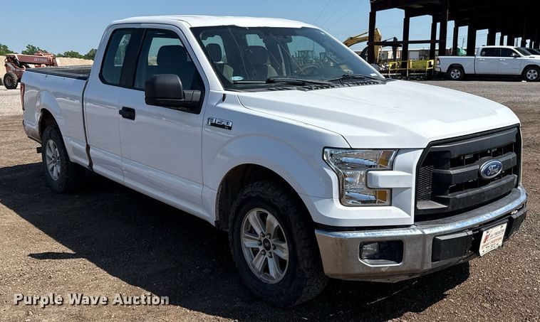 image for item EJ8809 2016 Ford F150 XL SuperCab pickup truck