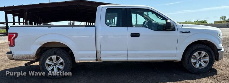 image for item EJ8809 2016 Ford F150 XL SuperCab pickup truck