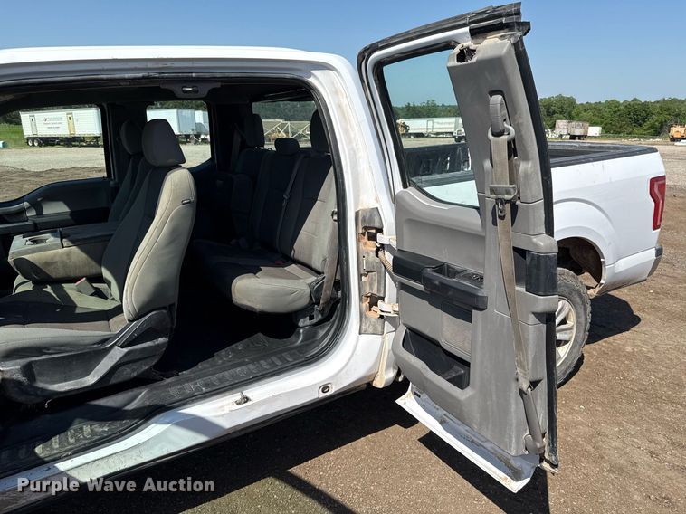 image for item EJ8809 2016 Ford F150 XL SuperCab pickup truck