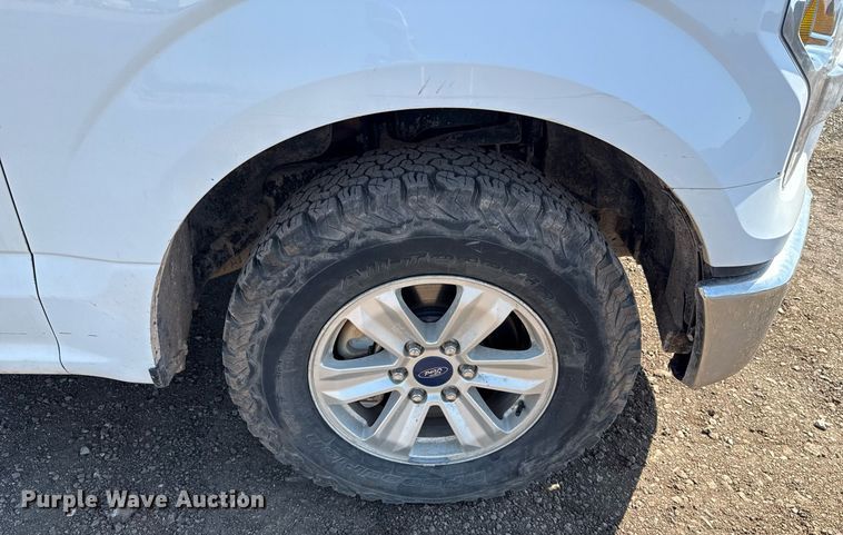 image for item EJ8809 2016 Ford F150 XL SuperCab pickup truck