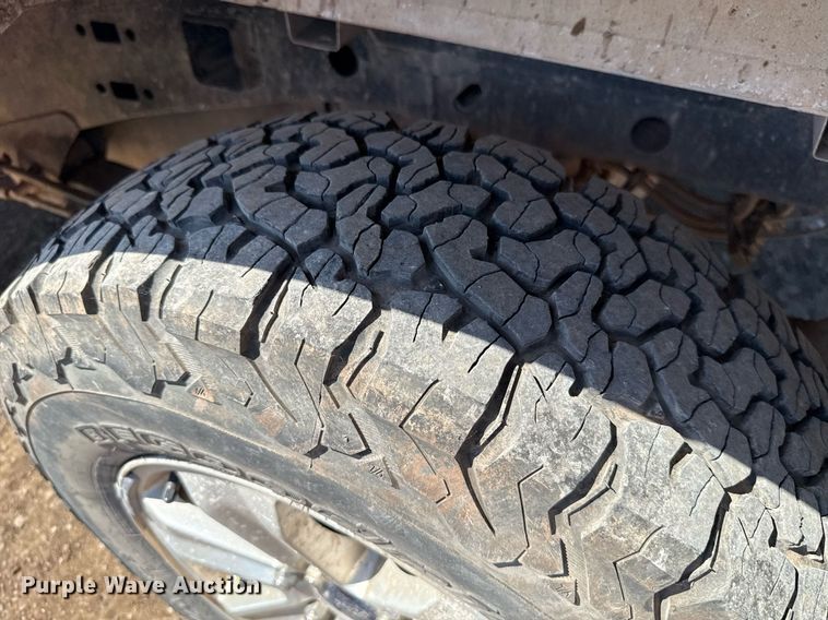 image for item EJ8809 2016 Ford F150 XL SuperCab pickup truck