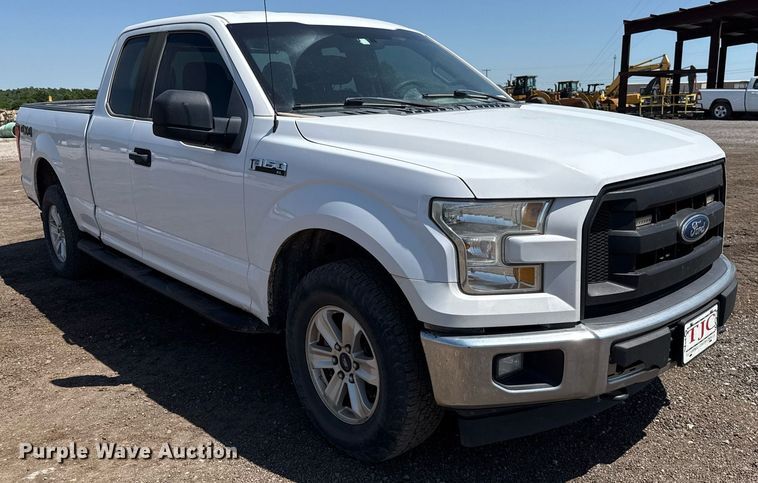 image for item EJ8810 2017 Ford F150 XL SuperCab pickup truck