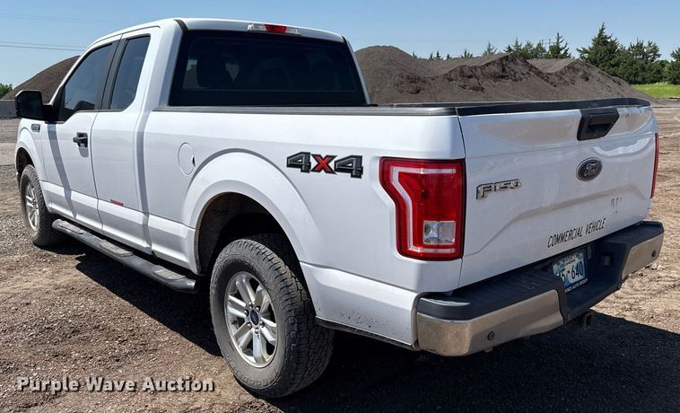 image for item EJ8810 2017 Ford F150 XL SuperCab pickup truck