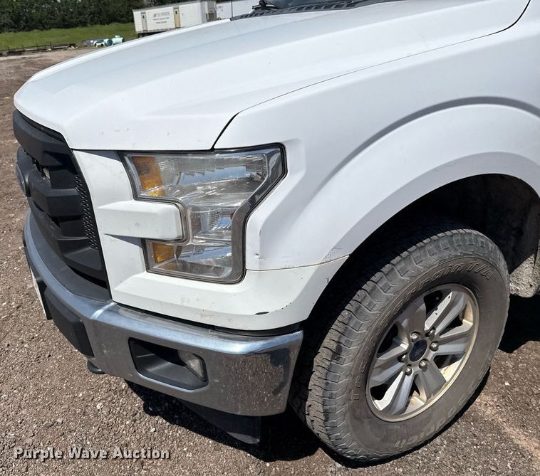 image for item EJ8810 2017 Ford F150 XL SuperCab pickup truck