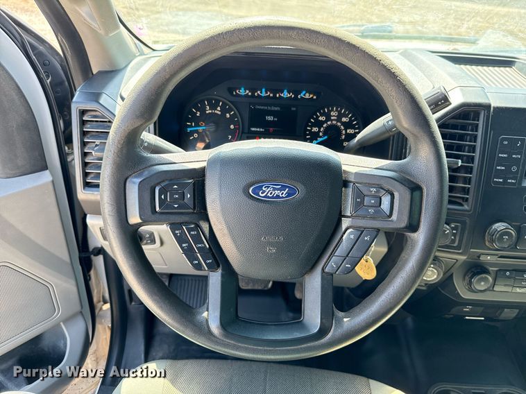 image for item EJ8810 2017 Ford F150 XL SuperCab pickup truck