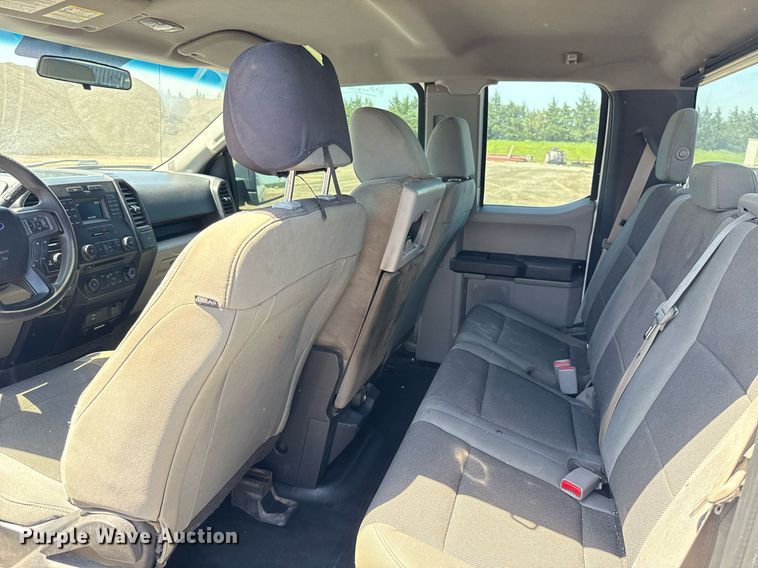 image for item EJ8810 2017 Ford F150 XL SuperCab pickup truck